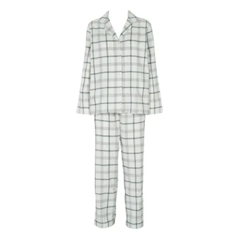 Rutig flanellpyjamas, Missya
