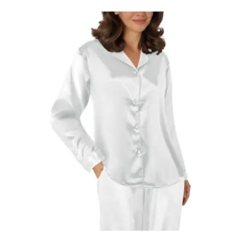 Pyjamas i satin, Lady Avenue