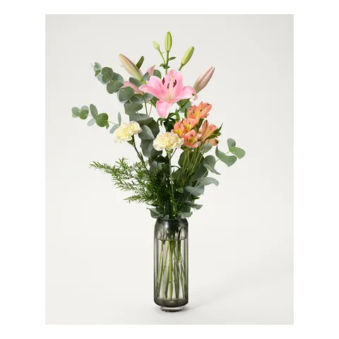 Bukett Liljefavorit, Interflora