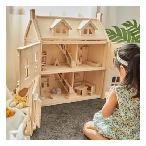 Dockhus i trä, PlanToys